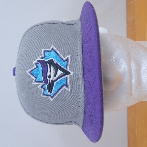 New Era Toronto Blue Jays embroidered logo gray & purple baseball snapback hat - Picture 1 of 7